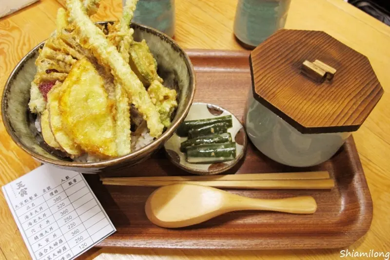 【台南】中西區 ★ 天寅 · 天麩羅 · 天丼專賣店 - 免費續飯續湯續小菜吃到飽的天婦羅 & 丼飯