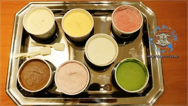 【辰昂巧克力】捷運美食～超綿密的7種口味冰淇淋，抹茶巧克力/信義區/巧克力冰品/伴手禮