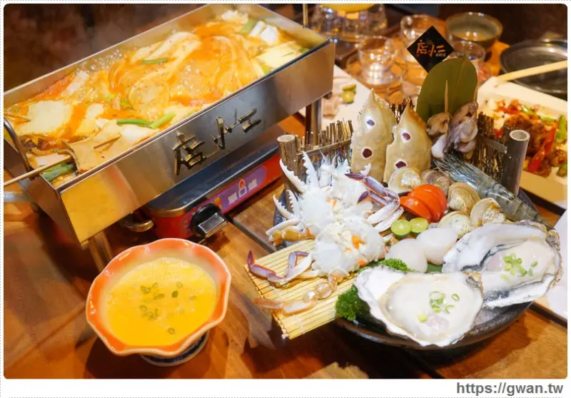 [台中美食●西區] 店小二串燒vs燒肉 - 韓式大長今鍋加豪華海鮮盤 | 火鍋新形態♥聚會圍爐超吸睛的方形火鍋 - 吃關關