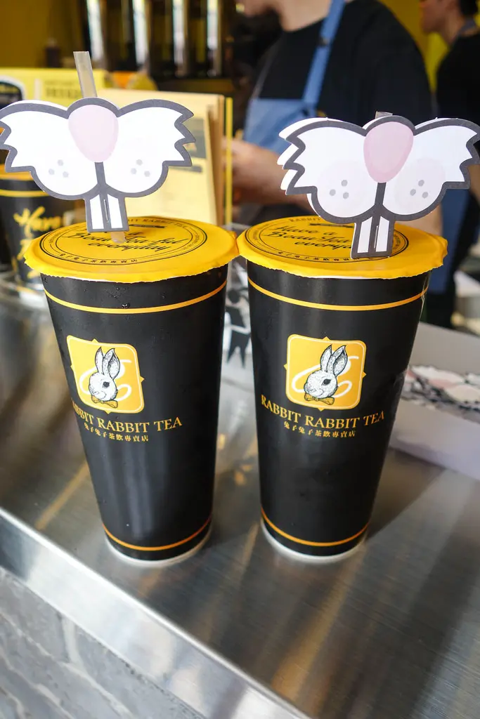 (新埔捷運站)兔子兔子茶飲專賣店- 板橋新埔店,限量推出可愛兔子吸管套(外送服務)