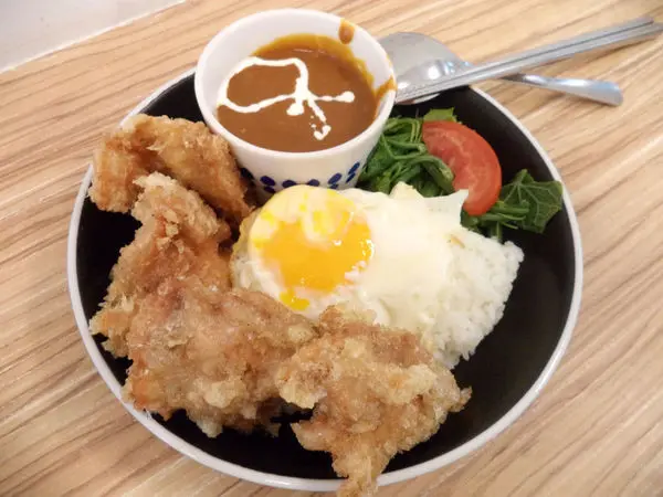 十巷咖哩CP值UP!!隱藏在晴光市場巷弄內超人氣咖哩專賣店