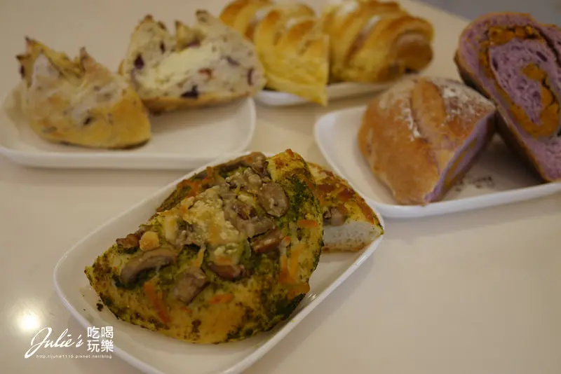 板橋●麵包美食●麵包• 歌Bread Song Bakery(麵包、蛋糕、咖啡)(抽獎，宅配到家)(2016新開店)