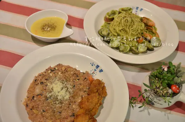 【台南中西區】『小星星義大利麵』~新光三越中山店B2美食街新成員。血拼後補充能量又多一選擇！！！