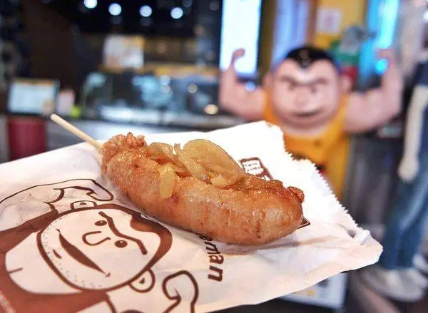 健美先生激炸滷味 Mr.muscleman/台中，先滷後炸老饕必吃冠軍大腸頭 |一中商圈 |旅行應援團 |食尚玩家▲女子的休假計劃▼