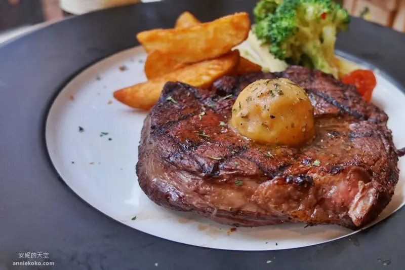 [西門町美食] A. K. 12美式小館 全新紐奧良餐點 熱情辣味滿點 就是要收服你的味 - 安妮的天空