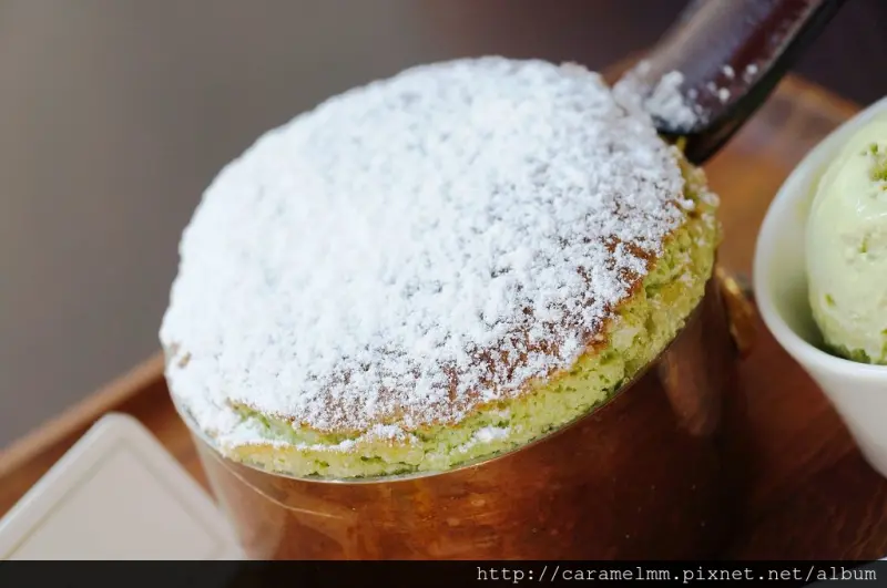 【台中西屯】卡啡那CAFFAINA 台中惠來店 高質感、極氣派咖啡廳  早午餐、下午茶好去處 甜點、麵包、飲品多選擇