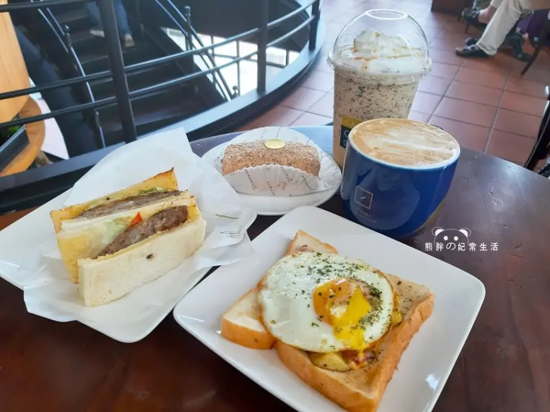 【台中西屯】卡啡那 Caffaina Coffee惠來店，餐點美味，環境優質，來自高雄的人氣咖啡館，CP值完全不輸其他知名連鎖