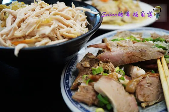 嘉義•CP值超高的美味在地小吃【陶家鄉烤火雞肉飯】BBQ烤火雞肉飯