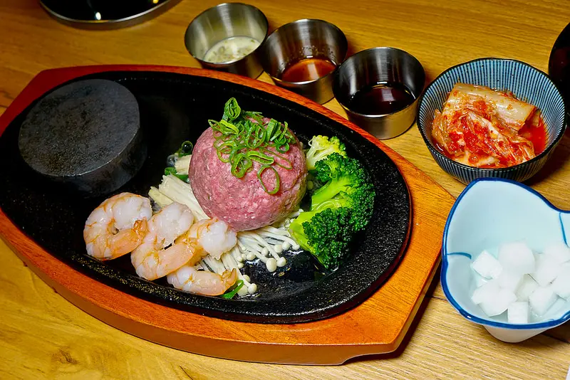 Oh! My Stone 球牛排, 美味漢堡排新鮮自己烤!!