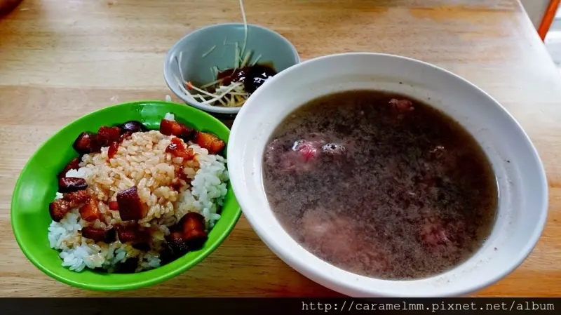 【台南北區】西羅殿牛肉湯 粉嫩嫩新鮮牛肉湯 台南人ㄟ早餐 內文附菜單 公園南路/台南公園/公園國小