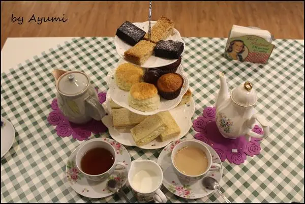 [食記]Daisys Tearoom英國正統下午茶~        
      