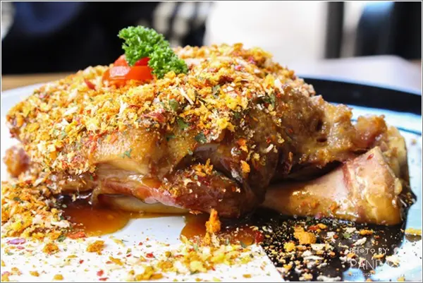 龜山｜華潮手創料理．桃園捷運A8長庚醫院站隱藏巷弄內無國界創意料理/林口美食/林口三井Outlet