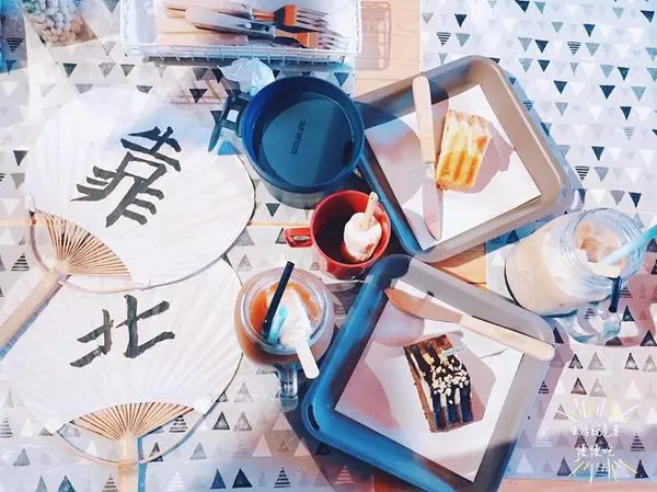 【金山．慈】假日就是要賴在海邊享用甜點▷靠北過日子 Quite B. Days