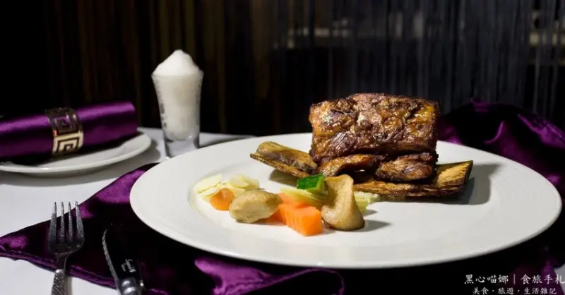 高雄苓雅︱覓奇頂級料理餐廳　香軟入味台塑牛排、厚脆多汁戰斧豬排；是浪漫高雅餐廳，亦是藝術文化展廊！