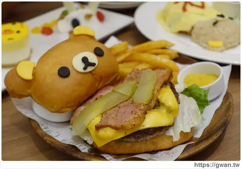 [台中美食] Rilakkuma Café 拉拉熊咖啡廳 — 台中拉拉熊主題餐廳 | 拉拉熊漢堡、療癒系甜點