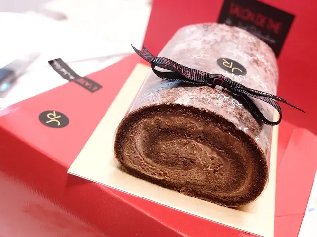 Joël Robuchon Taipei 台北侯布雄 巧克力蛋糕捲
