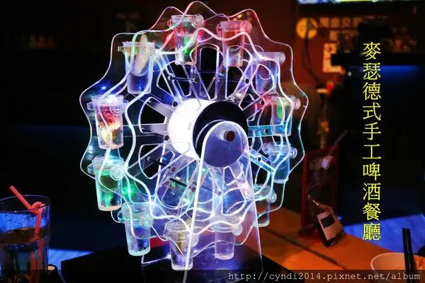 【台中西區】台中西區 麥瑟德式手工啤酒 餐酒館 聚餐包場 晚上來杯啤酒放鬆放鬆