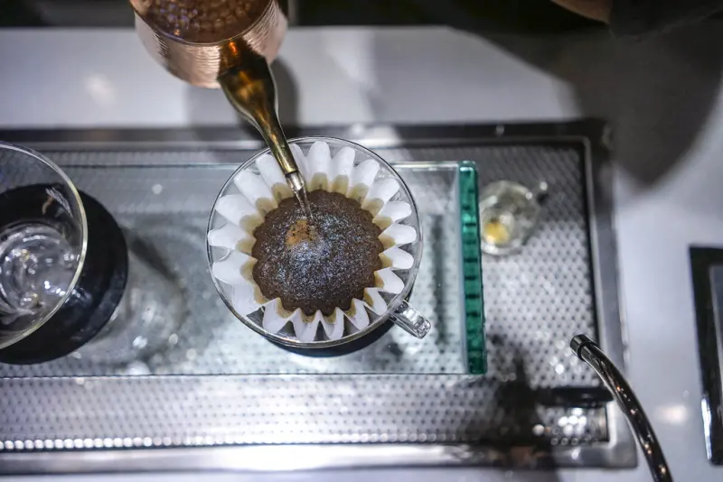 『魔王食記』台北中山 湛盧咖啡旗下新品牌 Coffee Z 手沖咖啡的美妙之處在於 人的溫度 天啊 我好假掰『內文有店家資訊』