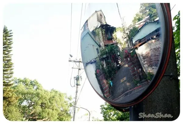 漫步北投。獨一無二的溫泉眷村「中心新村」