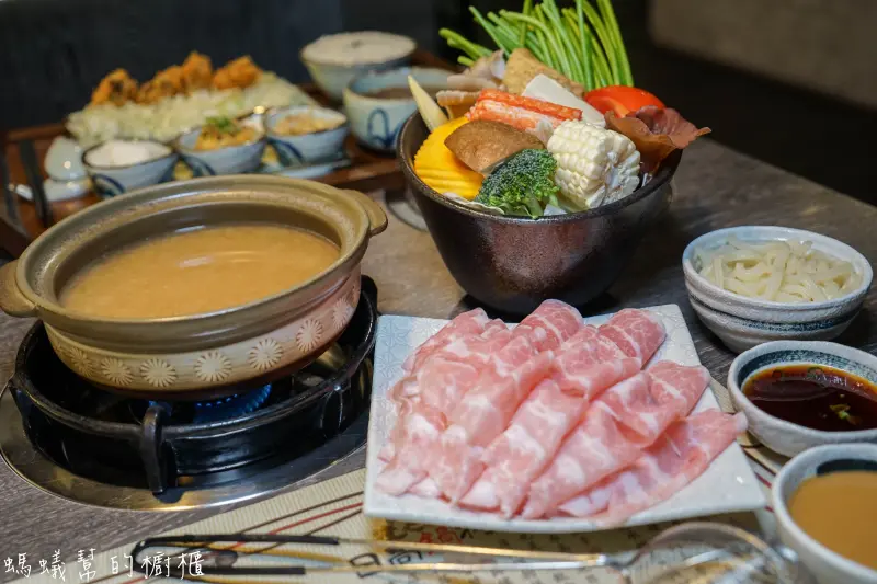 南投埔里日高鍋物|埔里日式鍋物，特色主打酒釀味噌湯，另有定食套餐，埔里聚餐吃鍋推薦。 - 螞蟻幫的櫥櫃
