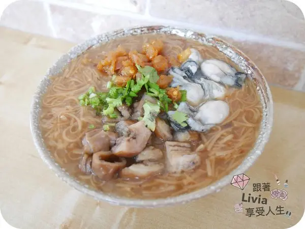 美食。餐廳│ 台北中山區 民權西路捷運站 Ha 婆蚵仔麵線手工餃子 餃子多口味充滿驚喜感 ❤跟著Livia享受人生❤