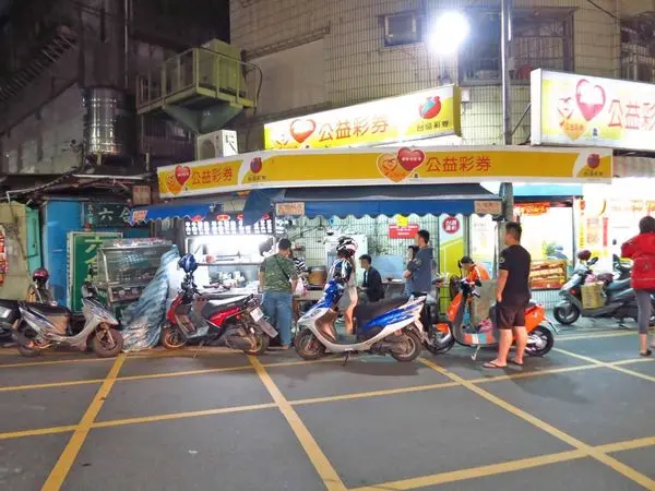 【蘆洲美食】九芎街炒麵店-香味四溢的炒飯炒麵店