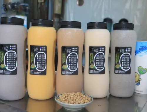 高雄 岡山。之福豆漿，每一杯都是現打豆漿