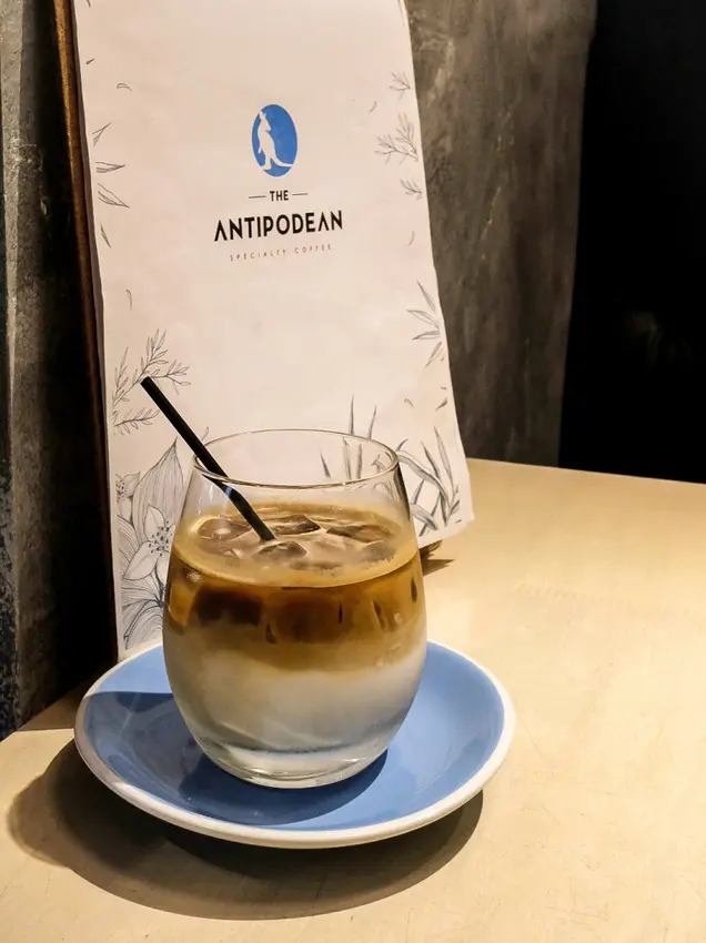 台北內湖｜酪梨早午餐、肉桂捲與紅絲絨蛋糕！The Antipodean Specialty Coffee