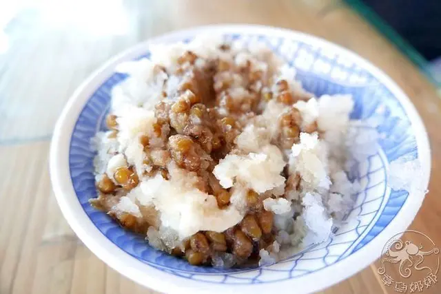 台東美食小吃【幸福綠豆湯】傳承56年的幸福滋味，真材實料飽滿的綠豆，清涼退火的不敗甜品。
