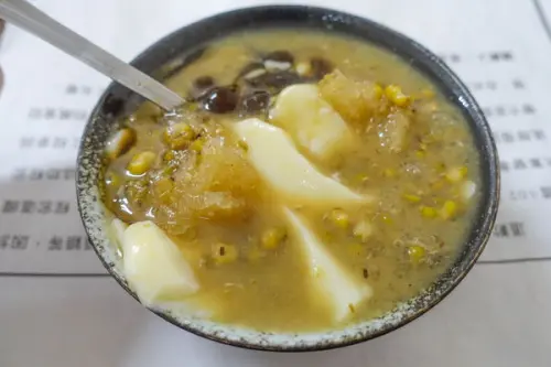 豆花伯 - 民生社區的傳統風味