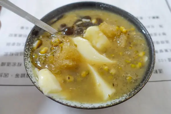 豆花伯 - 民生社區的傳統風味