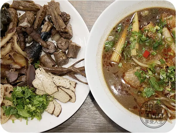 美食。餐廳│ 台北大安區 忠孝復興捷運站 渥寶吉正宗四川滷味冒菜 忠孝復興/四川滷味/冒菜/涼麵 ❤跟著Livia享受人生❤