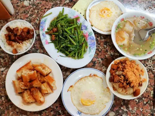 無名米糕  - 炮店米糕，排隊也甘願