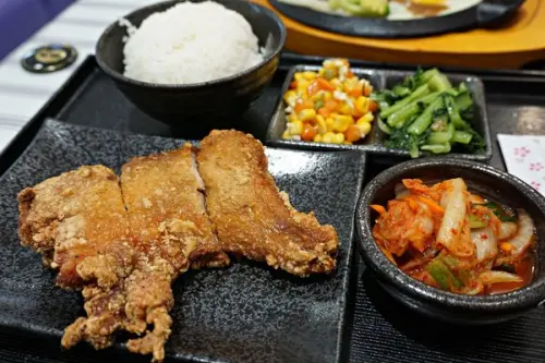 【金園食尚館】內用是阿呆