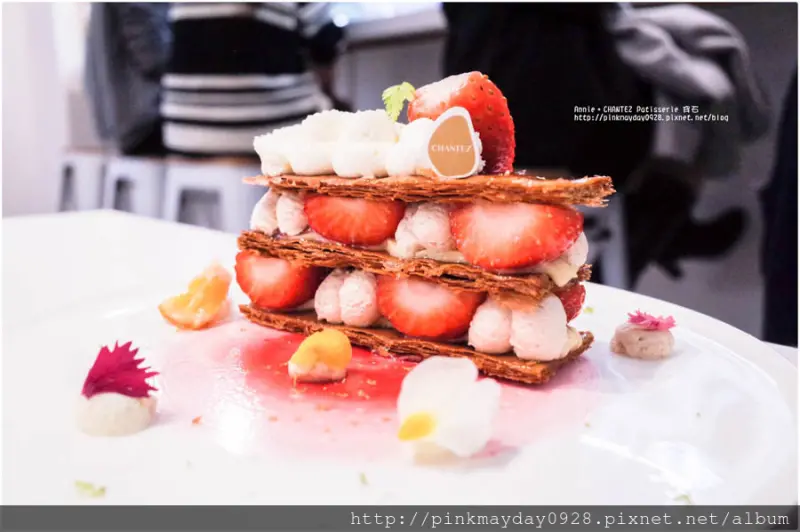 ✿台北✿ 超人氣法式質感甜點店 冬季限定草莓千層超美必吃 還有脆餅無敵美味的礦奇伯爵跟資生堂聯名設計甜點也是不能錯過 ➜ CHANTEZ Pâtisserie 穿石
