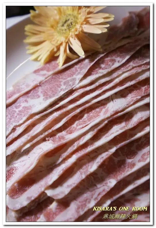 台中市火鍋 ．適合台灣人口味的川味天然湯頭──鼎城麻辣火鍋        
      