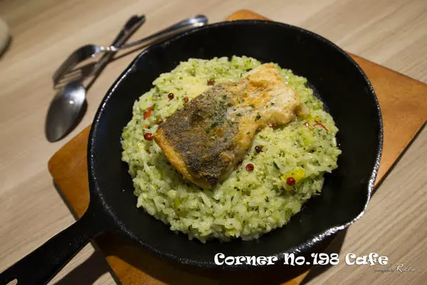 Corner No.198 Cafe 轉角198號咖啡