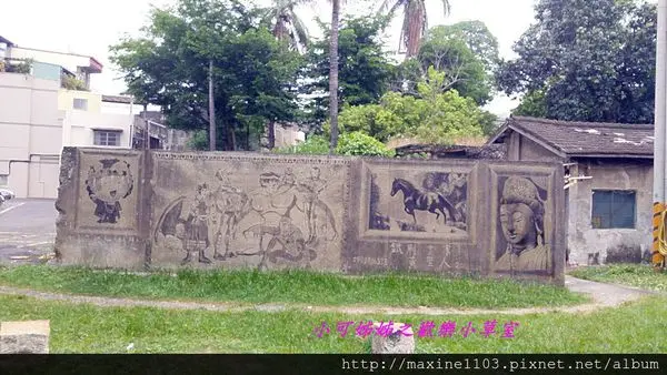 【高雄旅遊】被網友稱為[鳳山唐伯虎]之鐵刷畫@捷運鳳山站