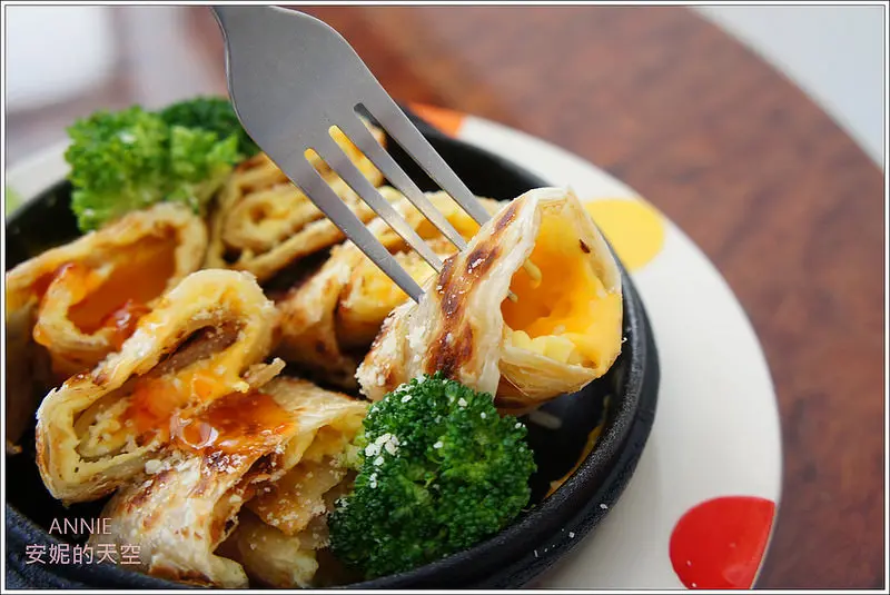 [板橋早午餐]PICNIC 比尼克   用鐵鍋ㄙㄨㄙㄨ餅喚醒一天的活力 超高CP值 鄰近江子翠捷運站