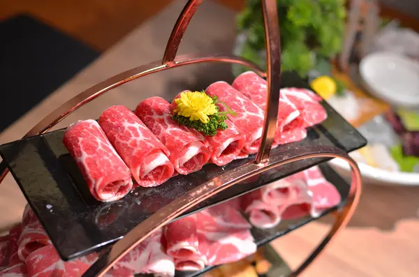 『台中||西區』獨樹一格的日式焦香湯頭-青森鍋物AOMORI NABEMONO。愛評體驗團。