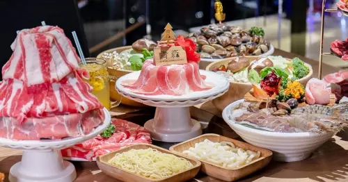 痛風朋友不要看！台中超狂火鍋88顆蛤蠣請你吃，還有45盎司的肉山霸氣送上桌！