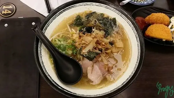 ✳【食記】【土城】麵職人，好夯好好吃的平價拉麵店