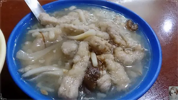 [庶民美食]台北 捷運中山站 三元號~60元讓你吃魚翅