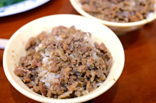 ［大同區］：滷肉飯界的武林盟主☆圓環三元號