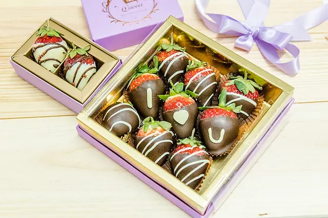 【台北捷運美食】【信義安和站美食】Q sweet 精品甜點 情人節草莓巧克力+熱巧克力