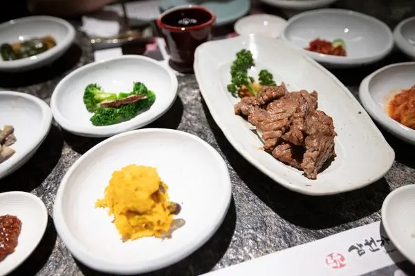 三元花園韓式餐廳(內湖潭美店) - 適合不想動手烤肉的你