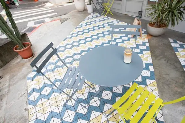 Untitled Workshop - 投票後來一杯