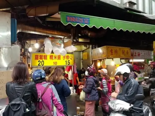 板橋黃石市場內-超平價美食生炒魷魚(((o(*ﾟ▽ﾟ*)o)))