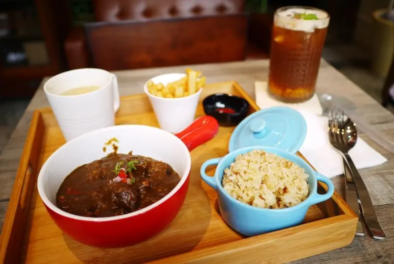 【新北】板橋 當樂咖啡 好初deli、點點甜甜旁新開幕早午餐店、燉菜、輕食、咖哩♥♥♥