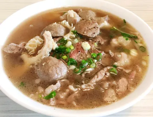 新越越南麵食館              